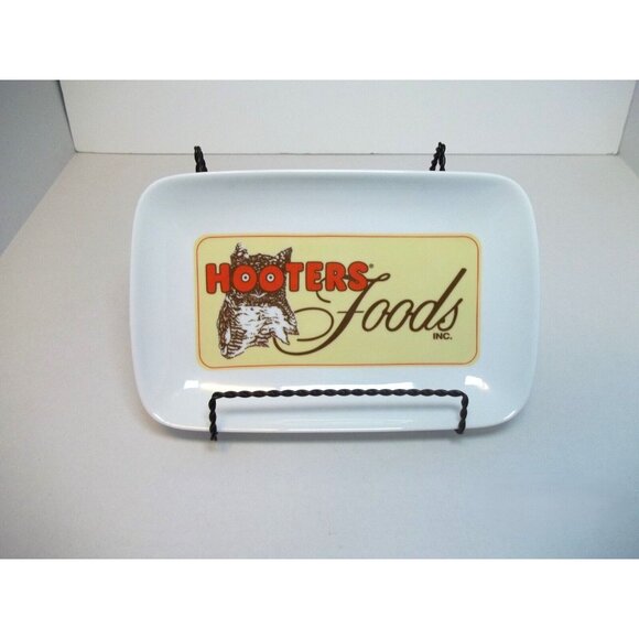 Vintage Hooters Foods Inc. Wing Appetizer Tray Plate Serving Dish 6x9 Ceramic - Picture 1 of 4